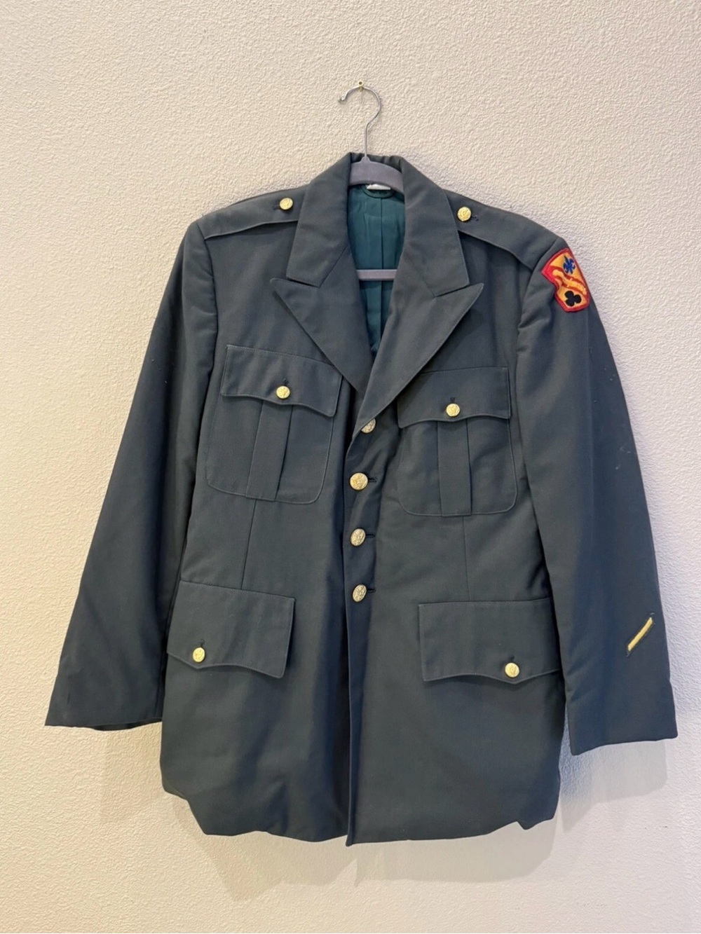 Men’s Vintage US Army Coat Authentic Vietnam Era Jacket